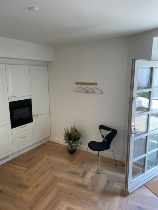 Nyrenoveret Charmerende Lejlighed I Odense C! Daire Dış mekan fotoğraf